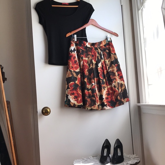 Boston Proper Floral Skirt Pleated Full Mini sz 8 - Picture 13 of 13